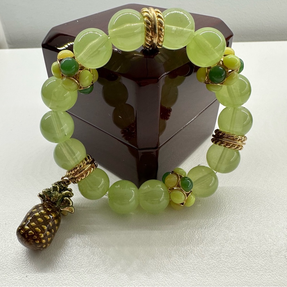 Talbots Apple Green Pineapple Bracelet-Stretch